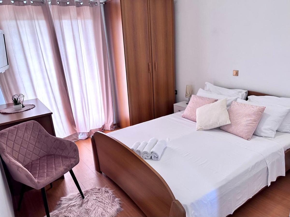 Apartments With A Parking Space Lopar, Rab - 14070 Extérieur photo